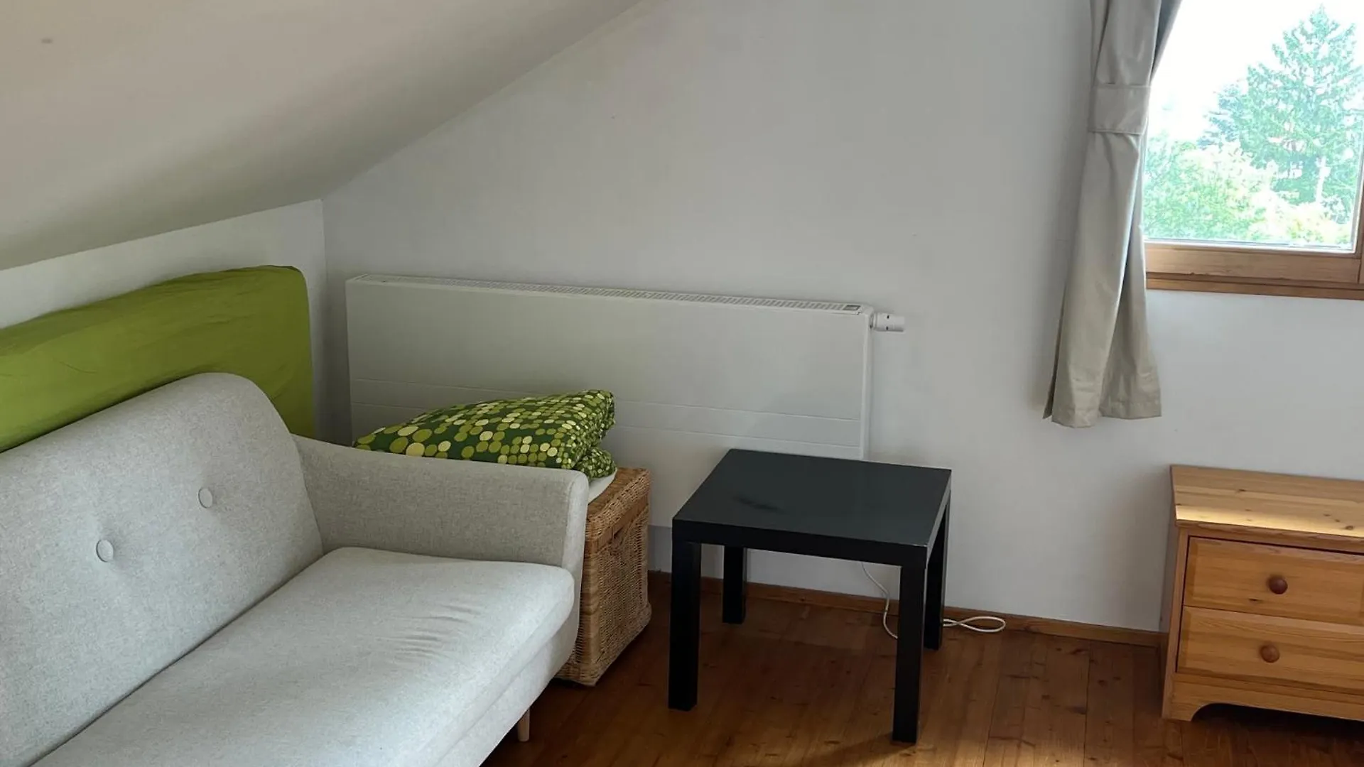 Kleines Haus Mit Blick Ueber Wien Apartment  Vienna